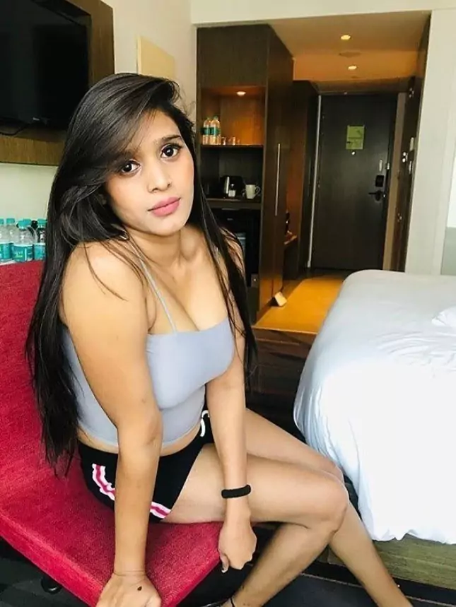 कॉल गर्ल्स सर्विस  कायमकुलम